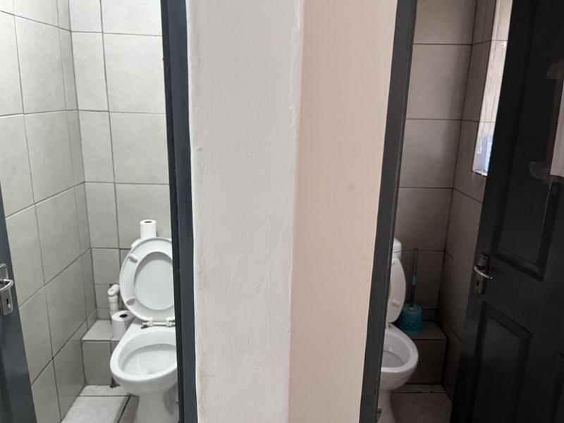 To Let commercial Property for Rent in Montague Gardens Western Cape